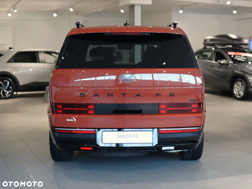 Hyundai Santa Fe 1.6 T-GDI HEV Calligraphy 4WD 6os - 10