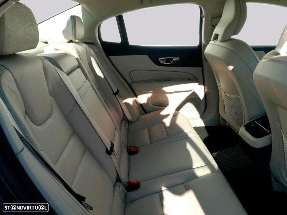 Volvo S60 - 6