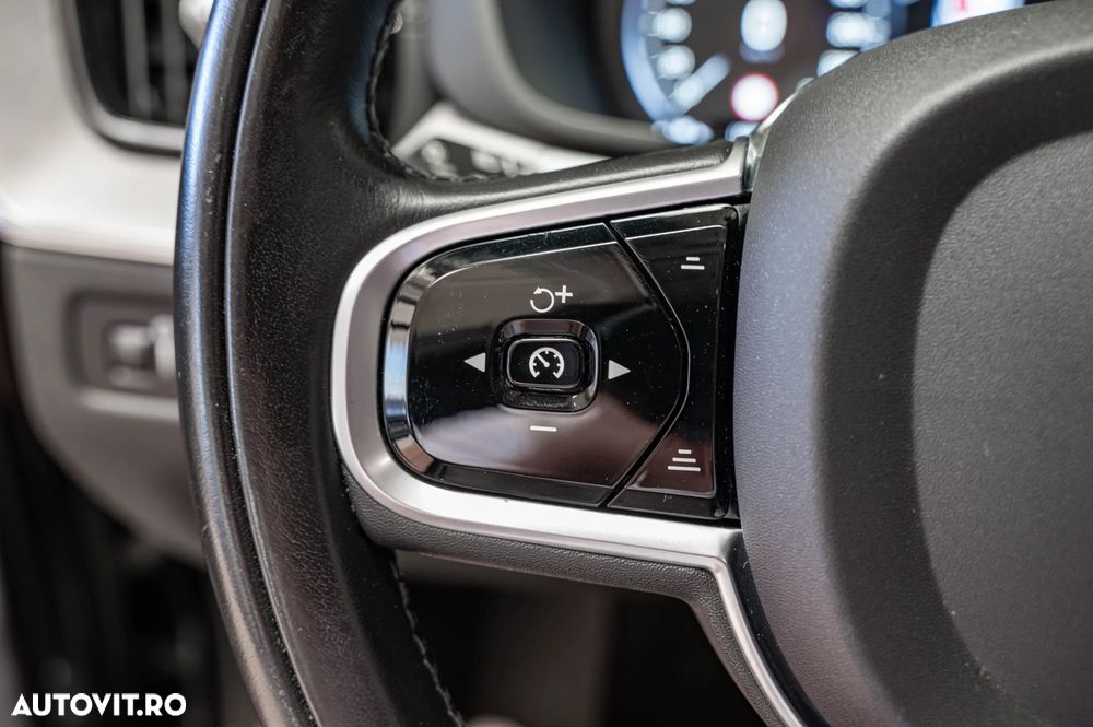 VOLVO XC60 2020 — imagine 26