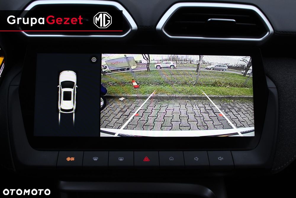MG ZS - 18