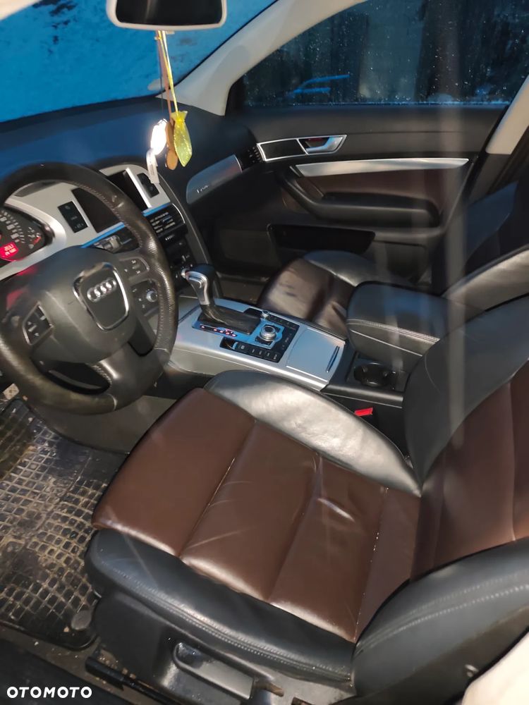 Audi A6 Allroad - 11