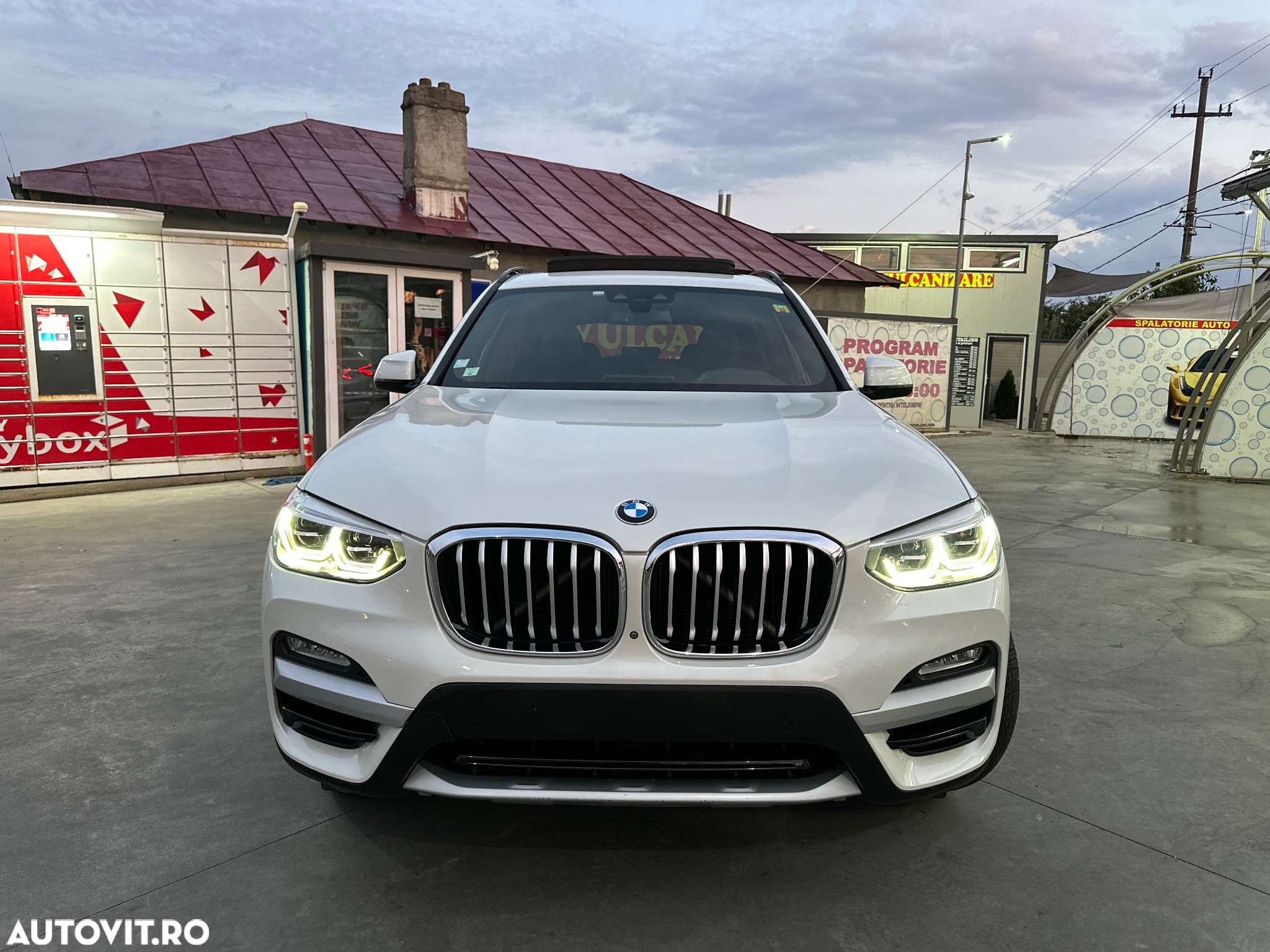 BMW X3 xDrive20i AT xLine - 28