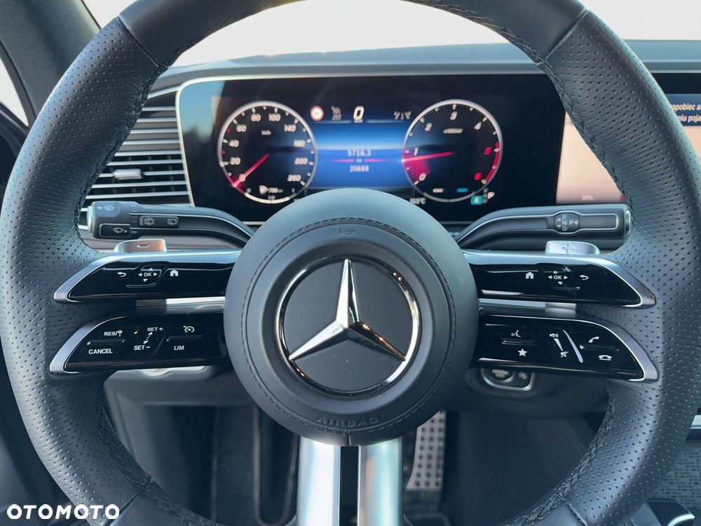 Mercedes-Benz GLE - 12