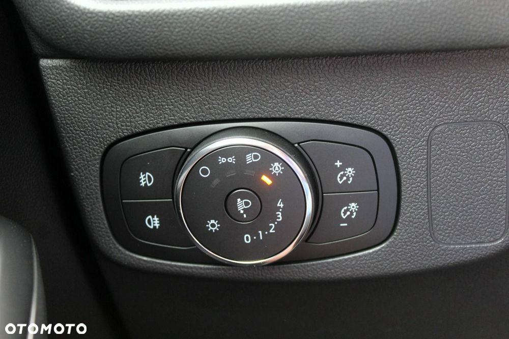 Ford Focus 1.0 EcoBoost mHEV Titanium - 30
