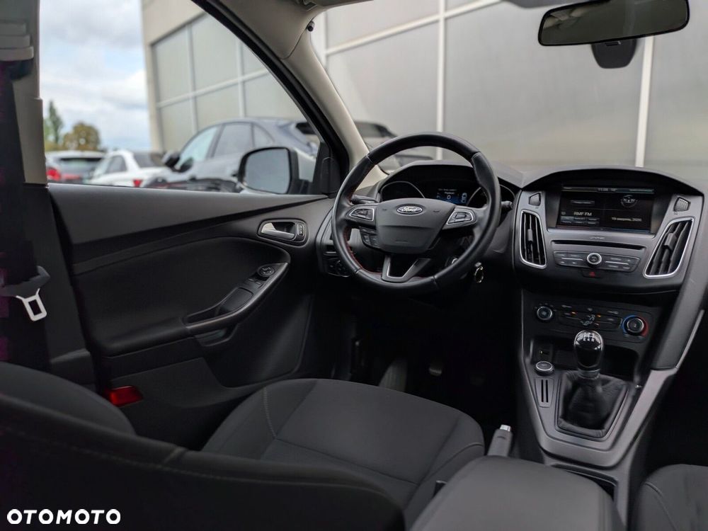 Ford Focus 1.6 Platinium X - 13