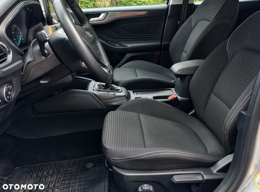 Ford Focus 1.5 EcoBlue SCR Titanium - 19