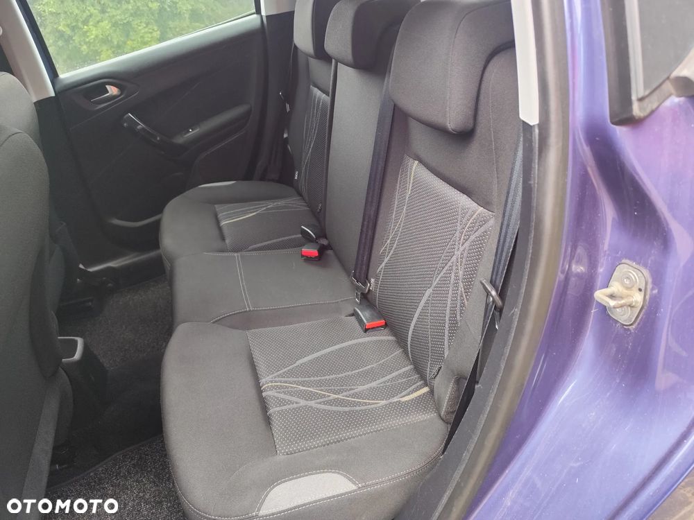 Peugeot 208 PureTech 82 Active - 12