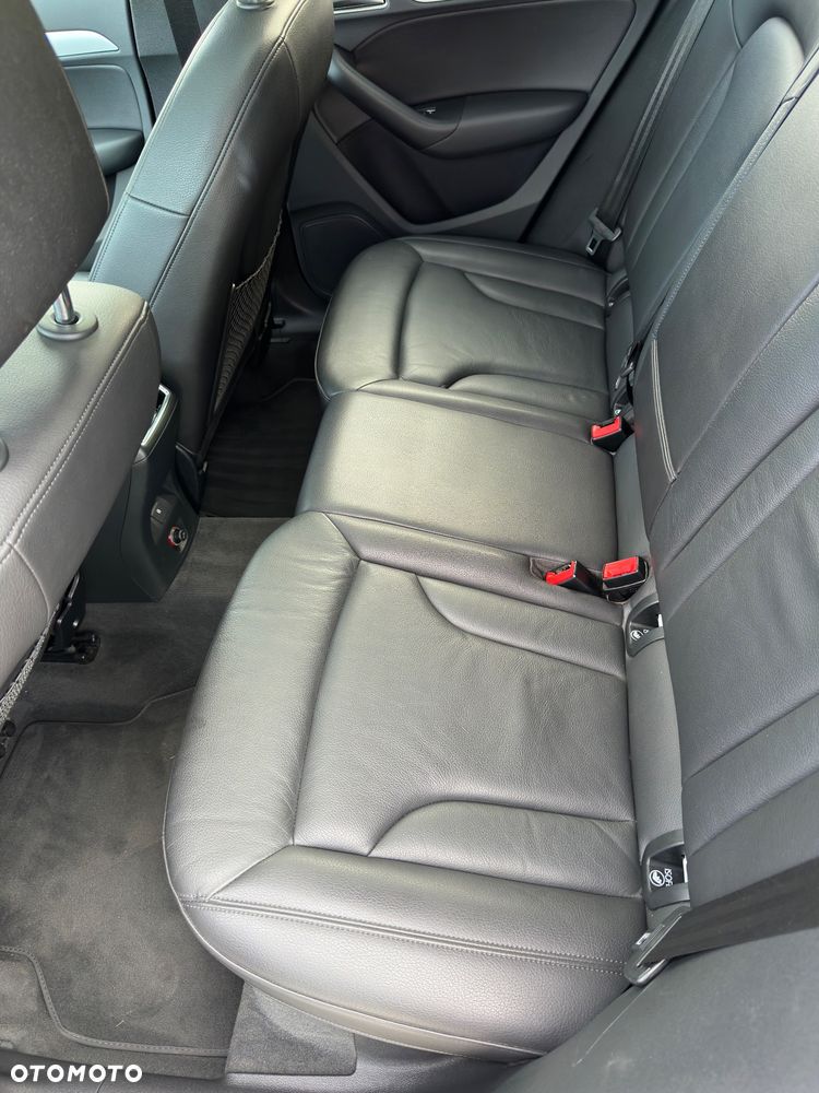 Audi Q3 - 17