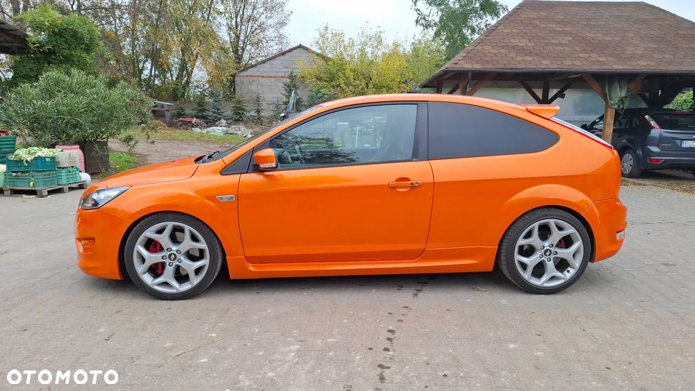 Ford Focus ST - 10