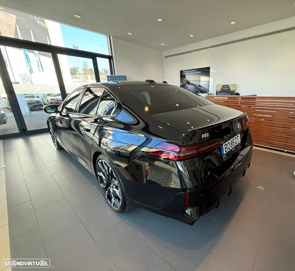 BMW i5 M60 xDrive Pack Desportivo M Pro - 4