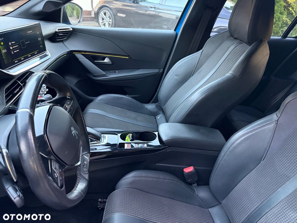 Peugeot 208 1.2 PureTech GT Line S&S EAT8 - 11