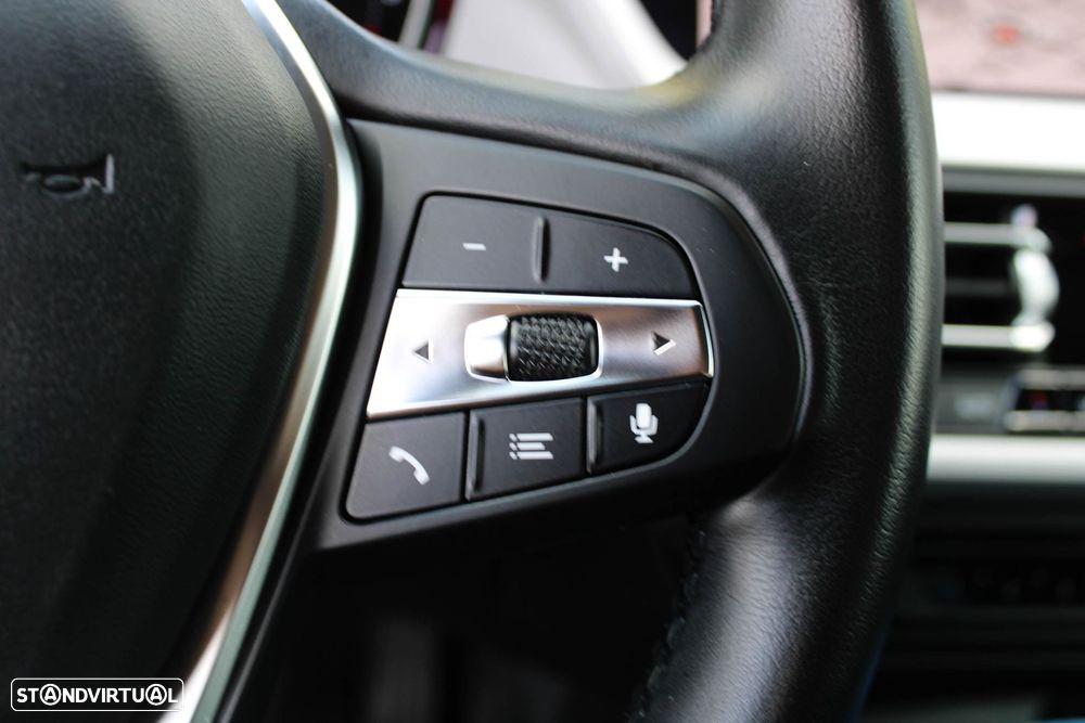 BMW 216 Gran Coupé d Advantage - 32