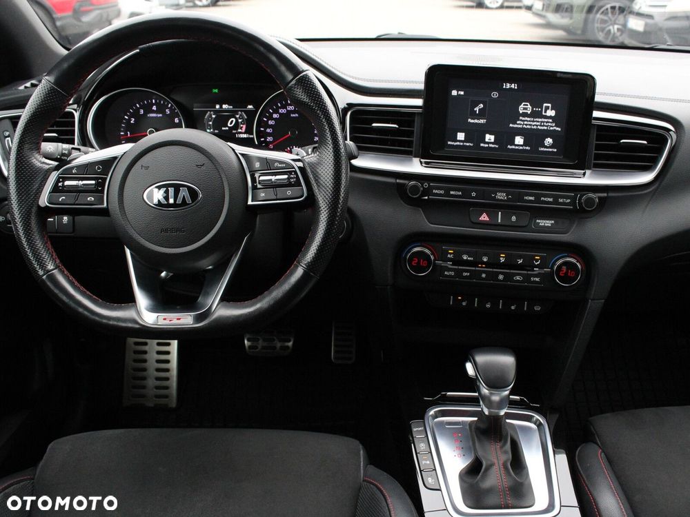 Kia Ceed - 5
