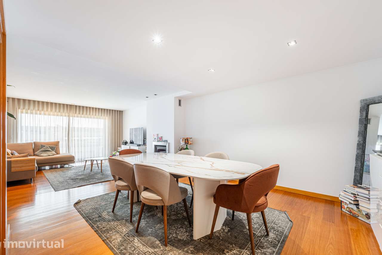 Apartamento T3 Primeira Linha Mar - Lavadores - Grande imagem: 3/31