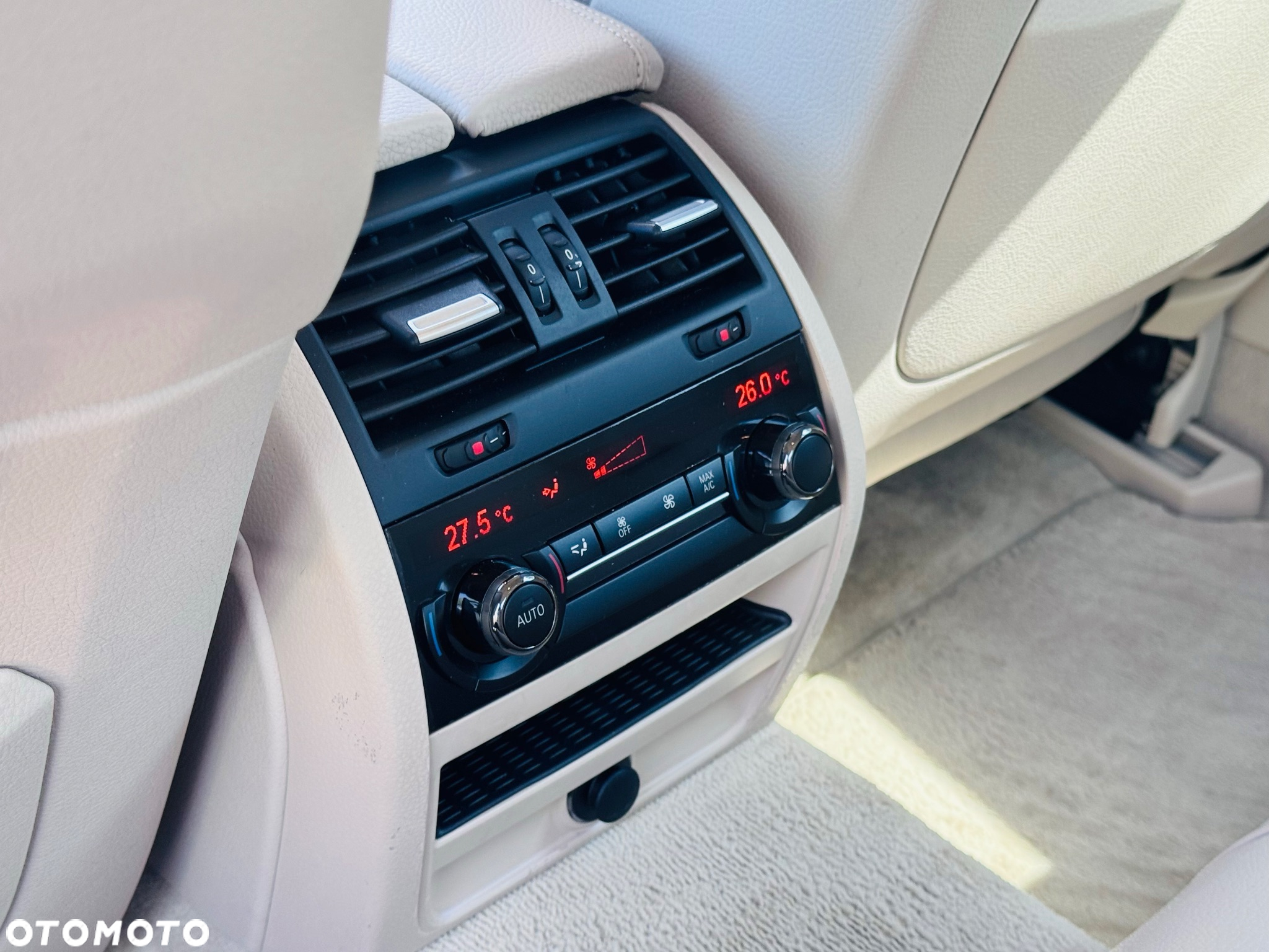BMW Seria 5 535d xDrive Luxury Line - 38
