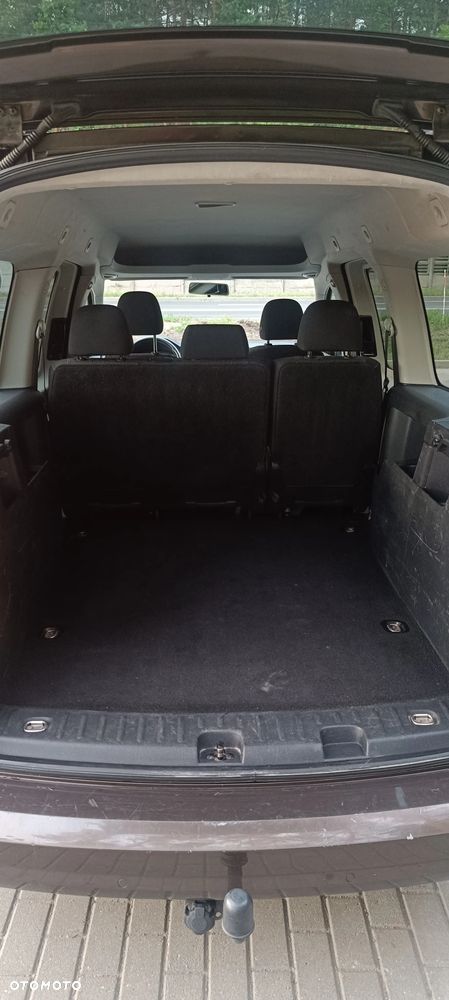 Volkswagen Caddy Maxi 2.0 TDI Highline - 24