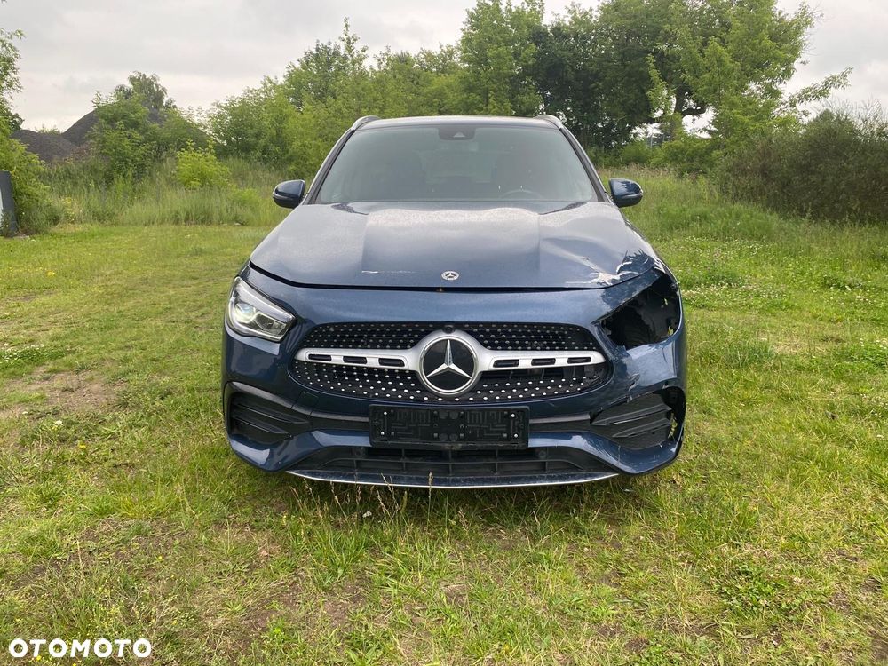 Mercedes-Benz GLA 200 d 8G-DCT Edition AMG Line - 2