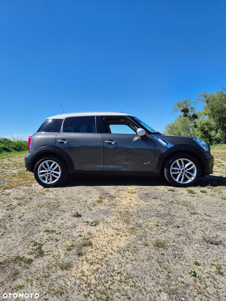 MINI Countryman Cooper D ALL4 - 2