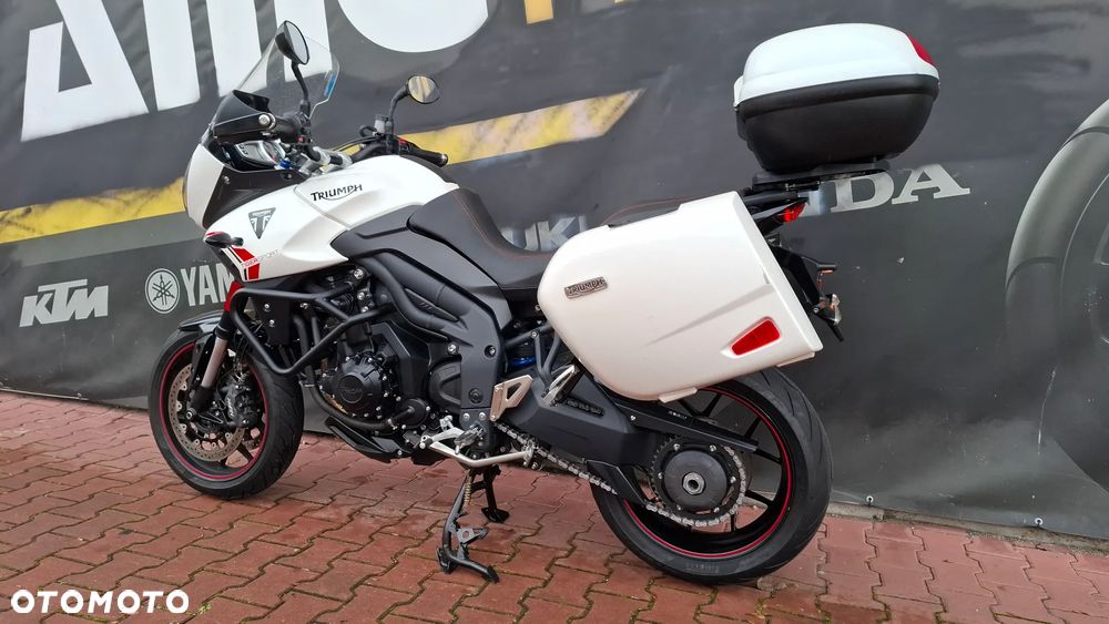 Triumph Tiger - 9