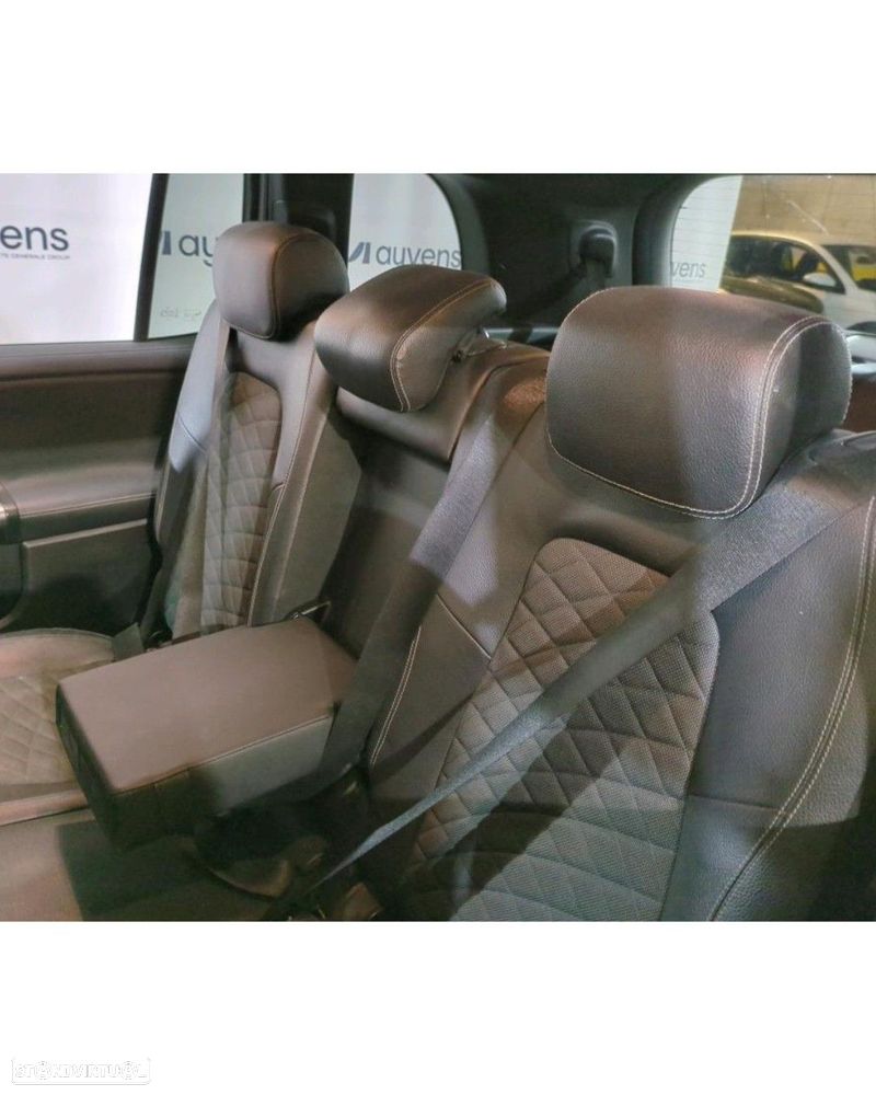 Mercedes-Benz GLB 180 d Progressive - 6