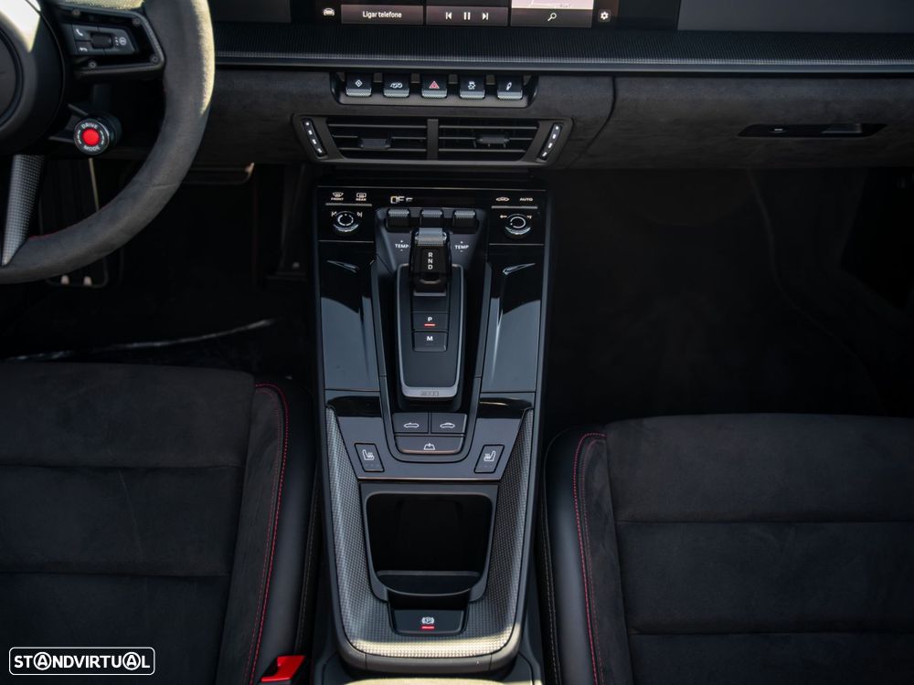 Porsche 911 (992) Carrera GTS - 31