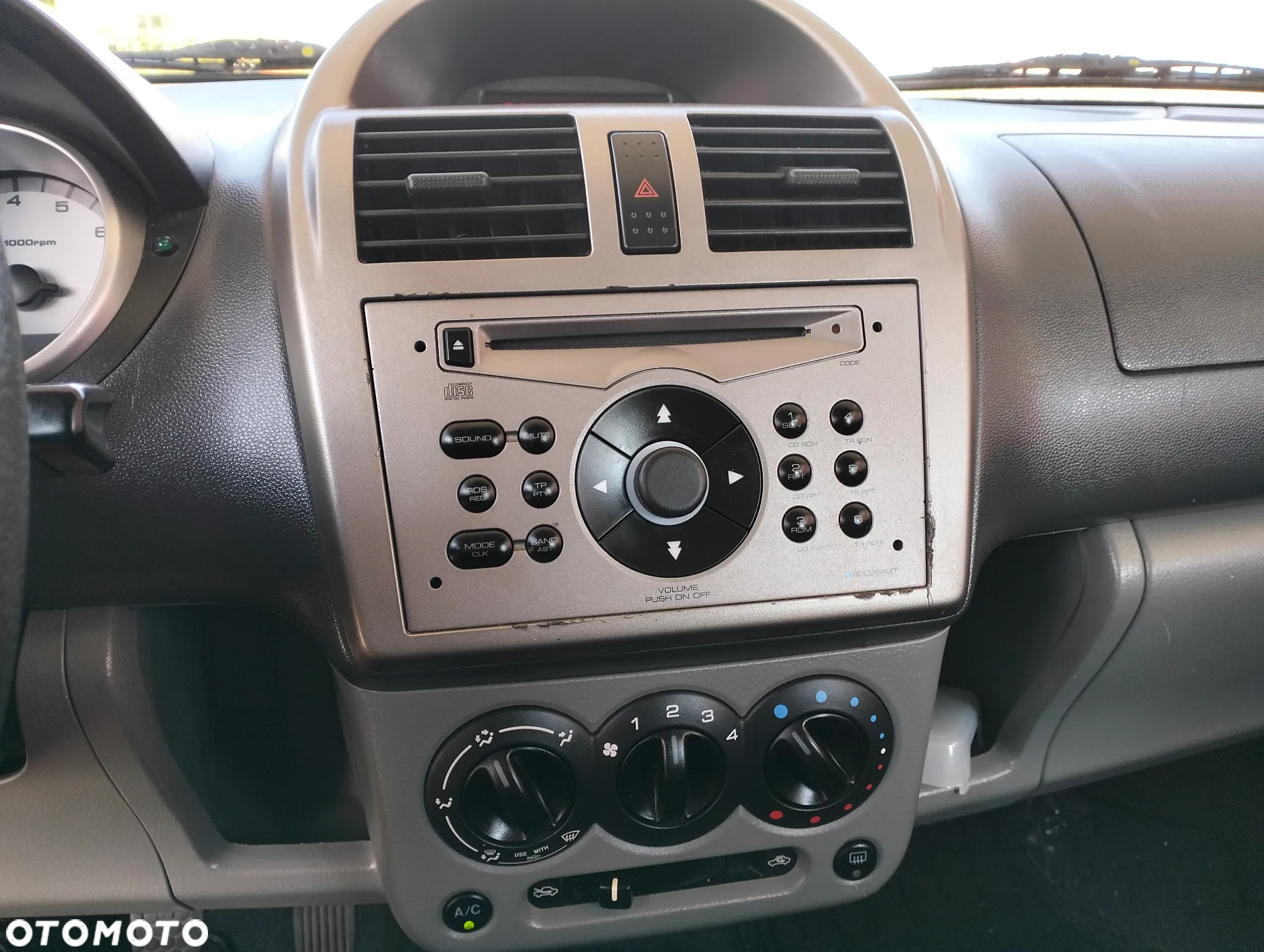 Suzuki Ignis 1.3 4x4 Snow White - 39