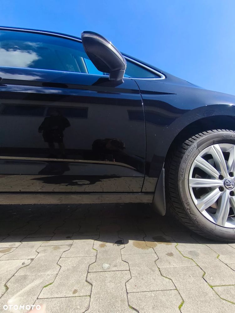 Volkswagen Touran 2.0 TDI SCR Highline - 11
