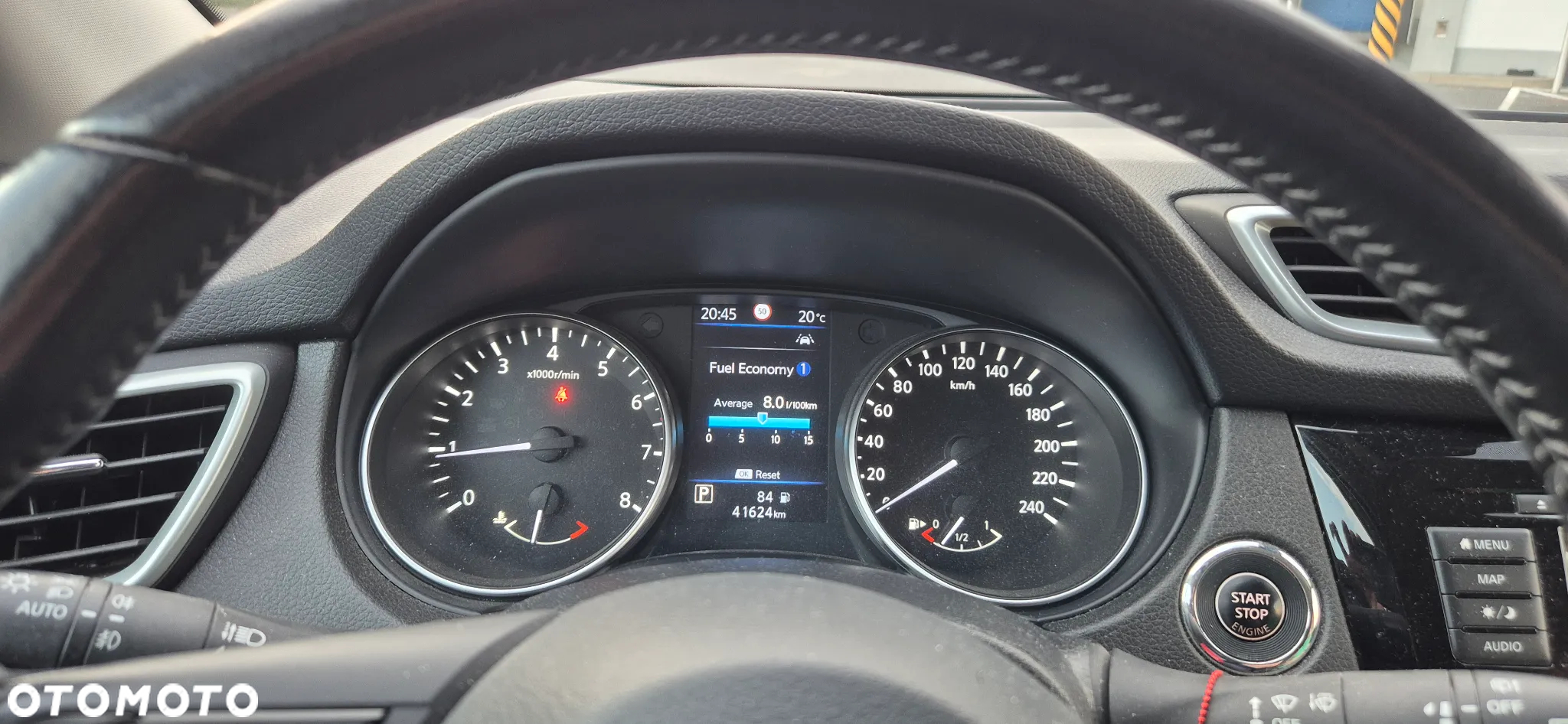 Nissan Qashqai 1.3 DIG-T N-Connecta DCT - 30