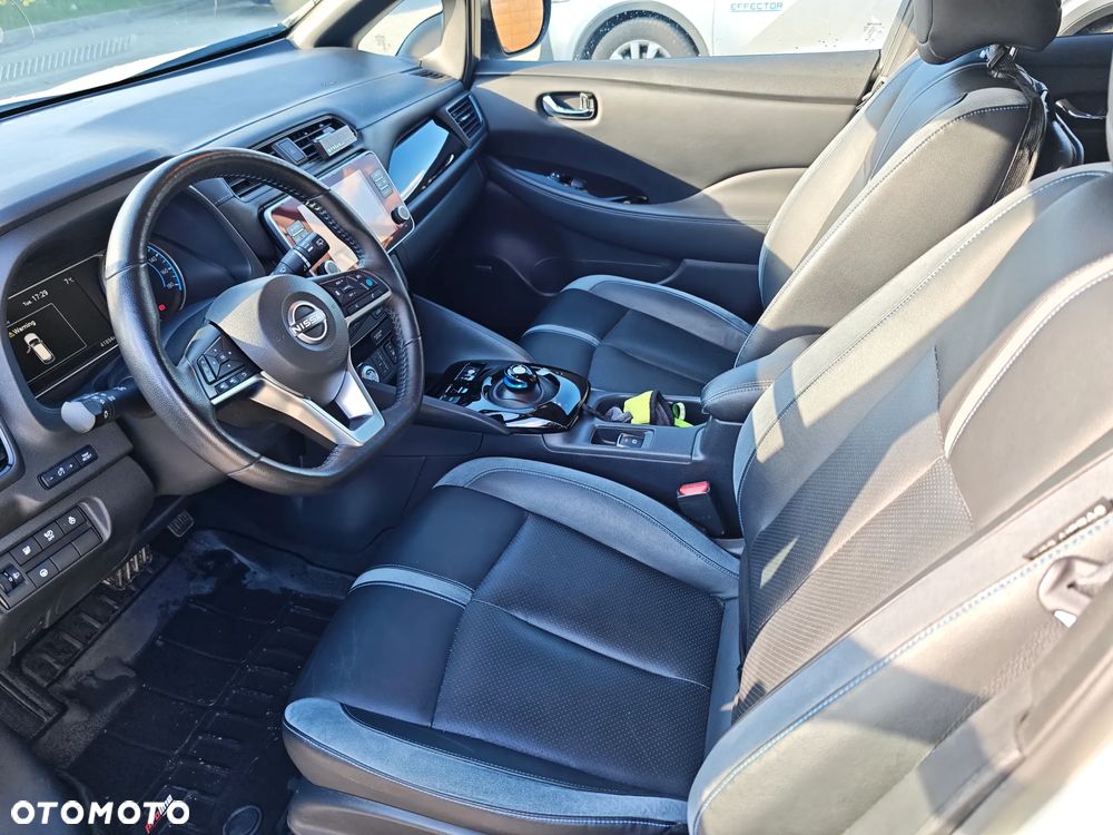 Nissan Leaf 62 kWh e+ Tekna - 16