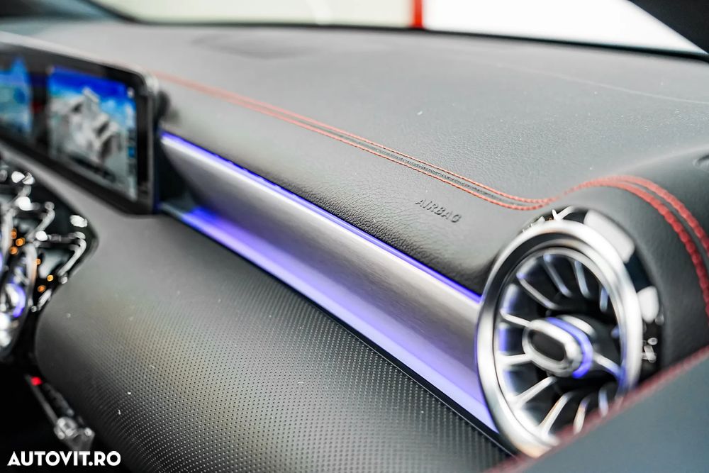 Mercedes-Benz CLA 200 7G-DCT Edition AMG Line - 29