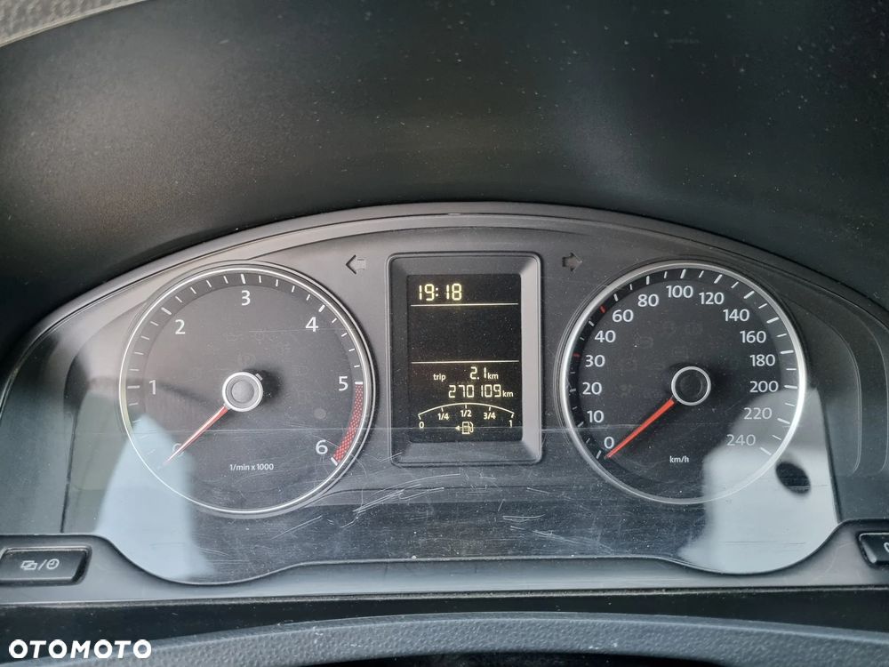 Volkswagen Transporter - 12