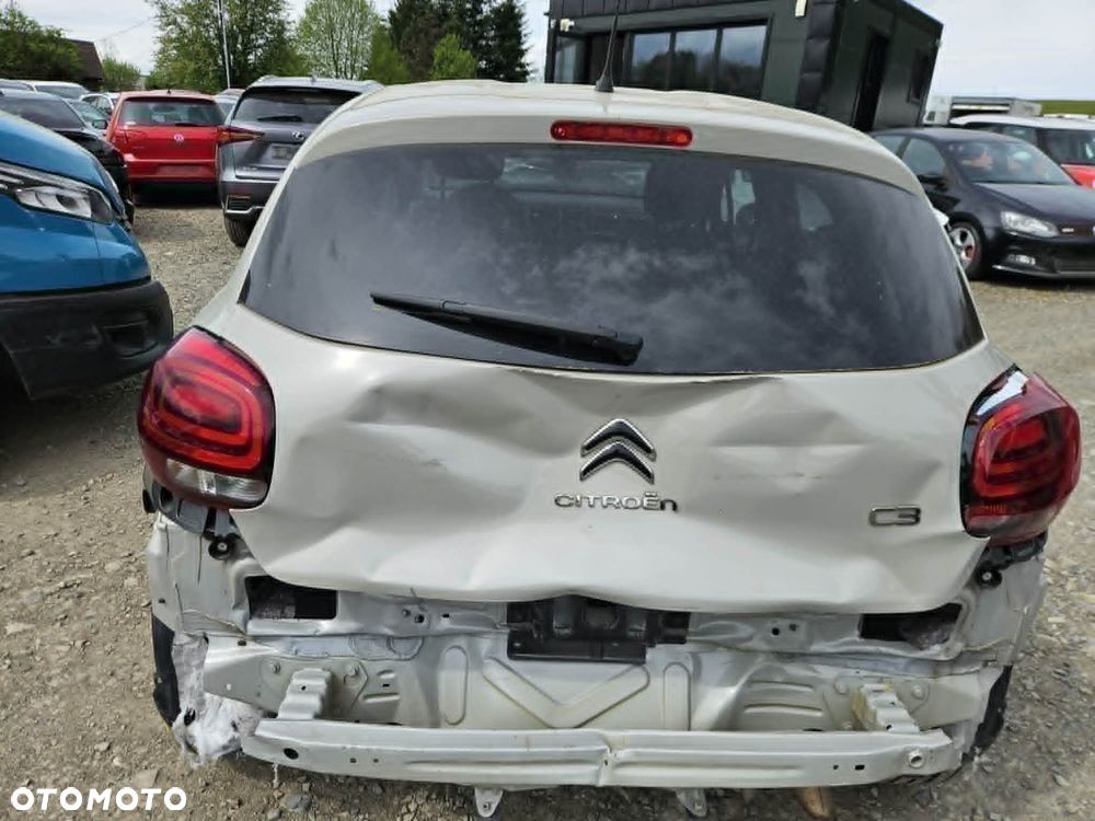 Citroën C3 BlueHDi 100 S&S SHINE PACK - 8