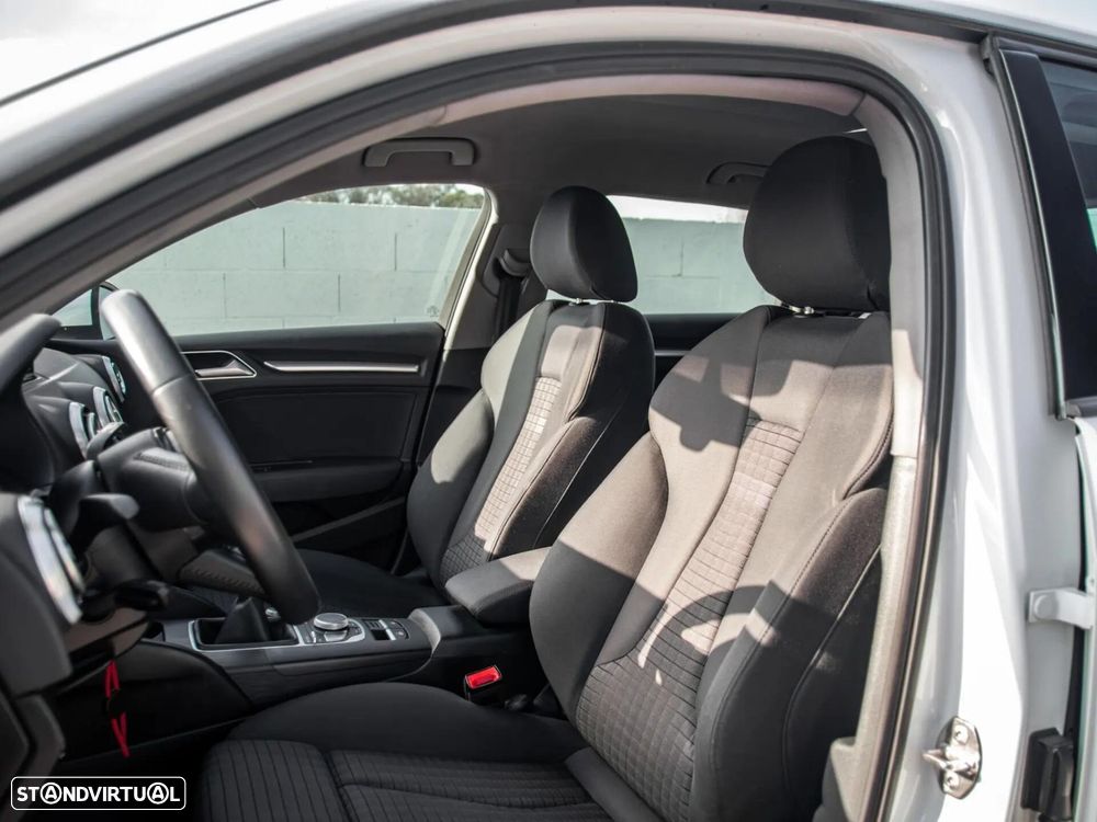 Audi A3 Sportback TFSI 110 kW S line - 17