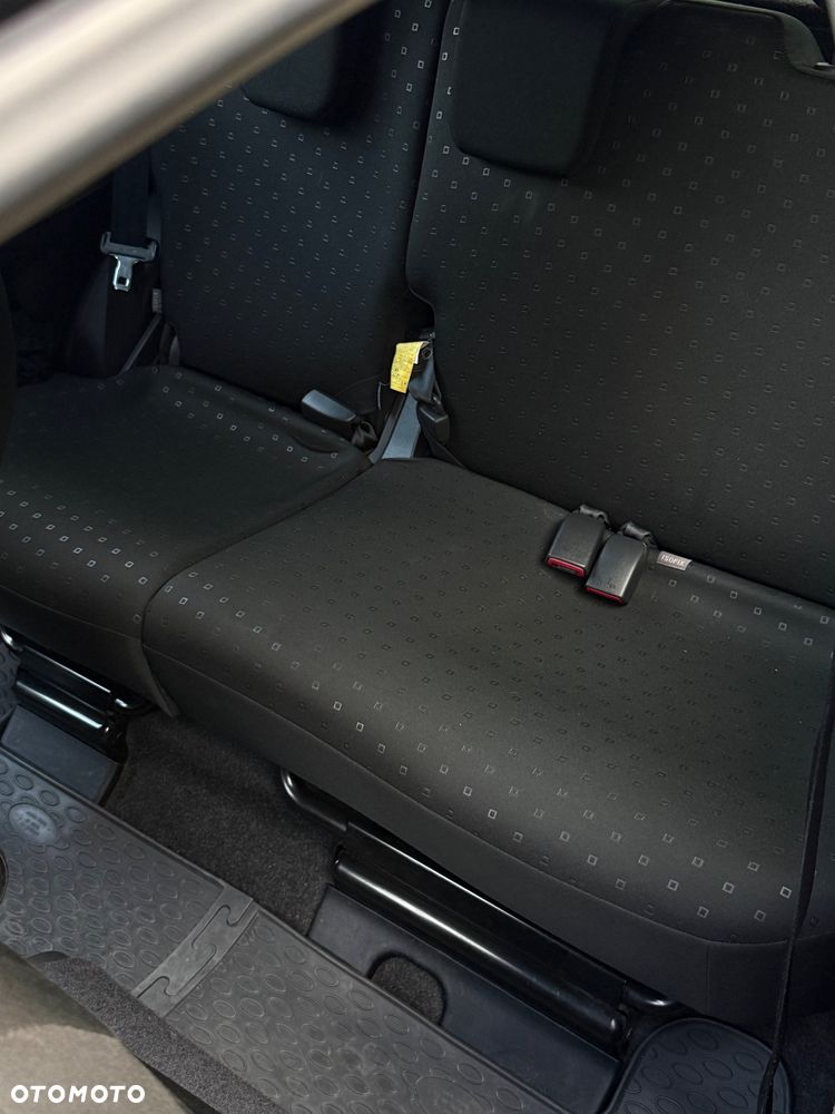 Toyota Yaris 1.0 Terra A/C - 15