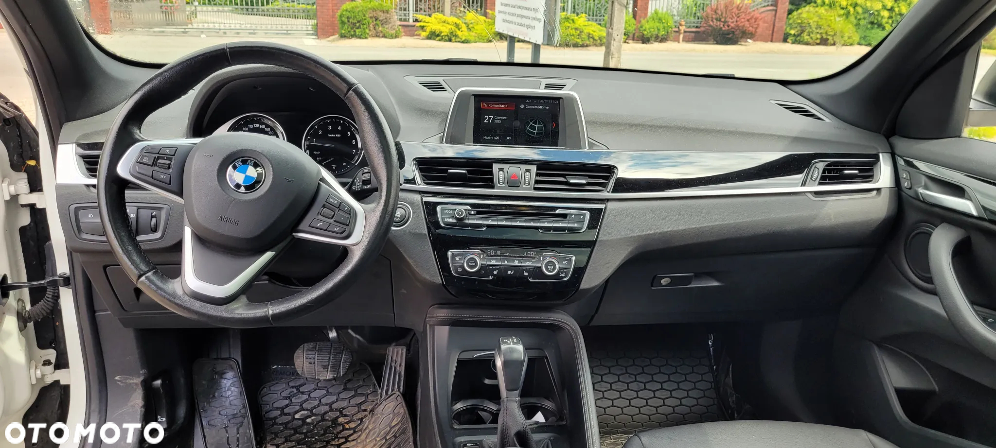 BMW X1 - 13