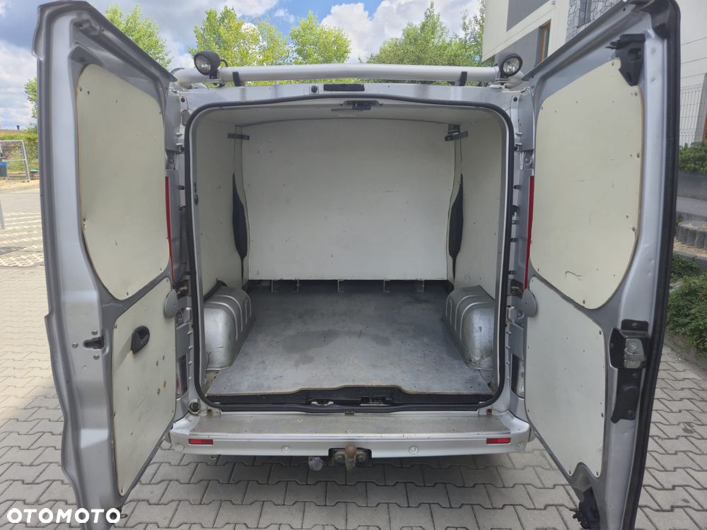 Renault Trafic - 18