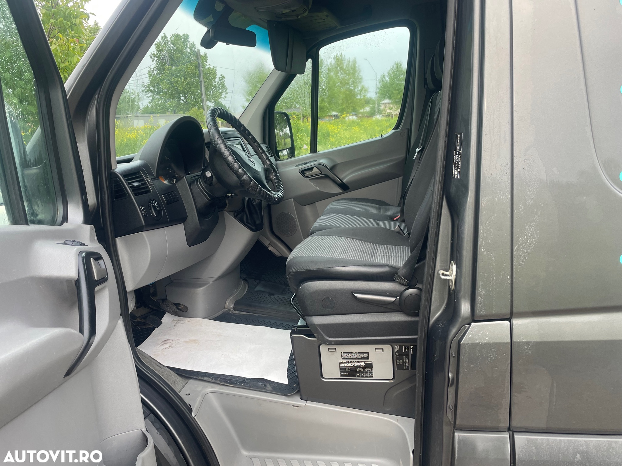 Mercedes-Benz Sprinter - 8