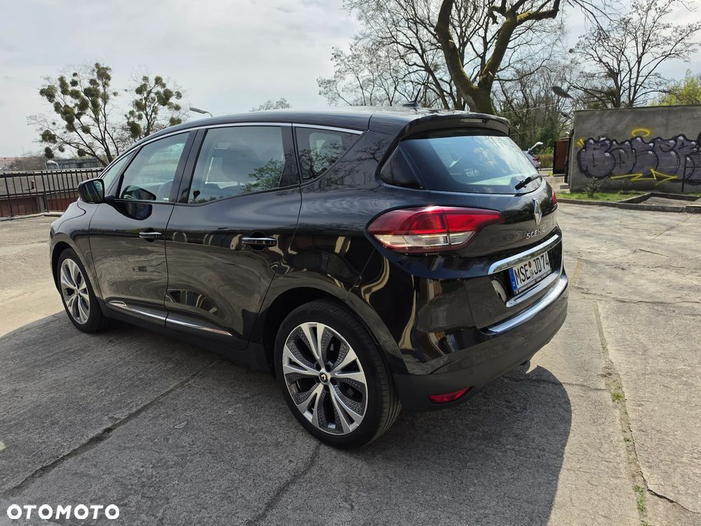 Renault Scenic TCe 140 GPF BLACK EDITION - 9