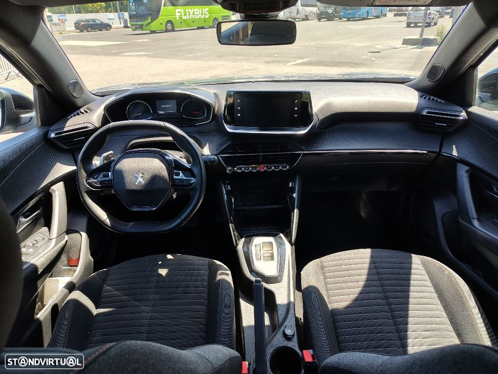 Peugeot 2008 1.5 BlueHDi Active Pack EAT8 - 11