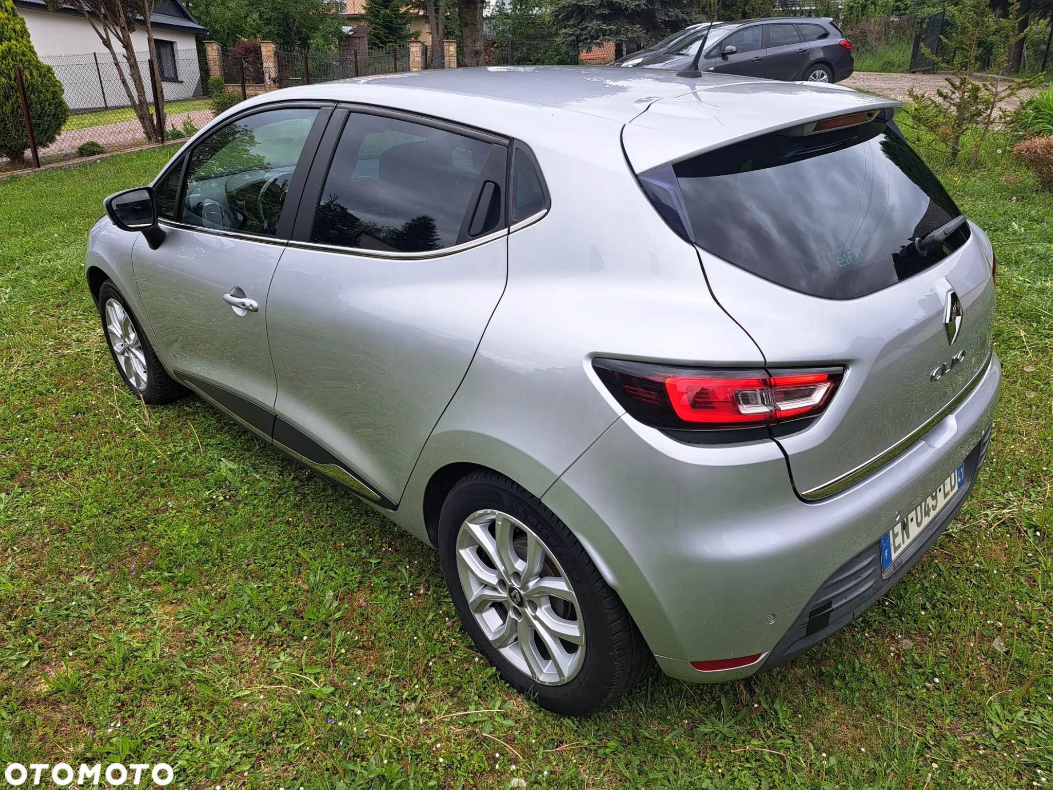 Renault Clio - 23