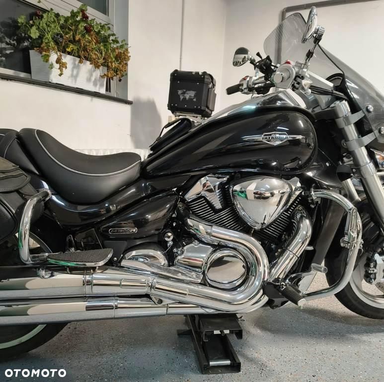 Suzuki Intruder - 4