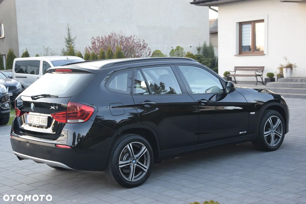 BMW X1 sDrive18i - 12