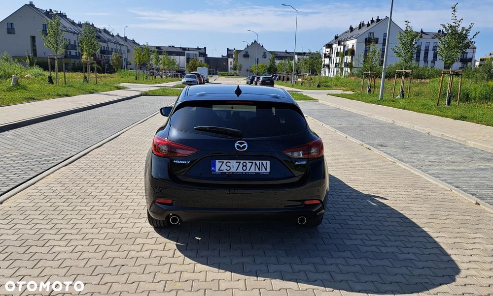 Mazda 3 SKYACTIV-G 120 Signature+ - 4