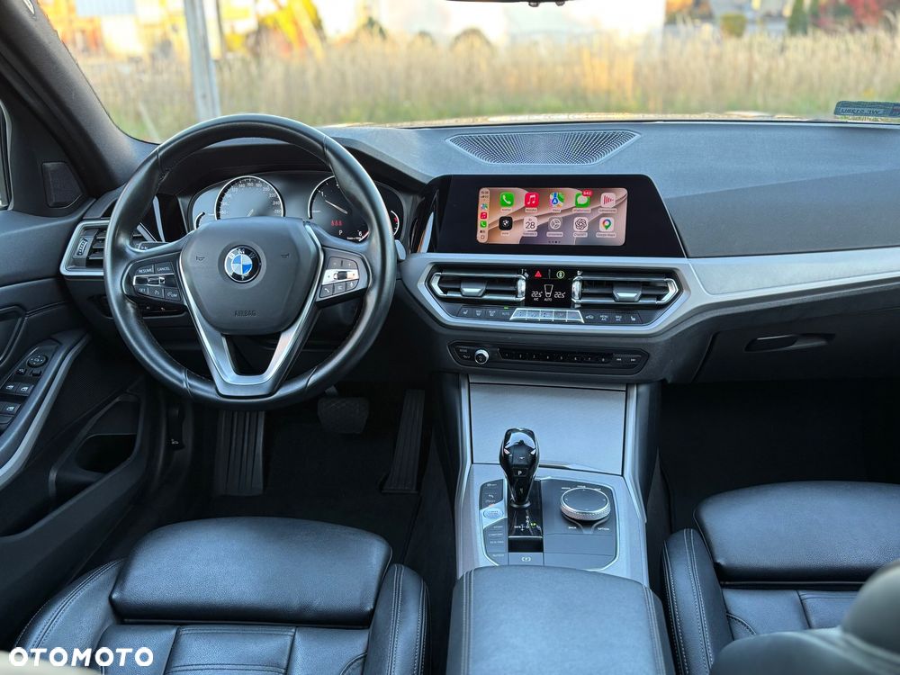 BMW Seria 3 320d xDrive Advantage sport - 37