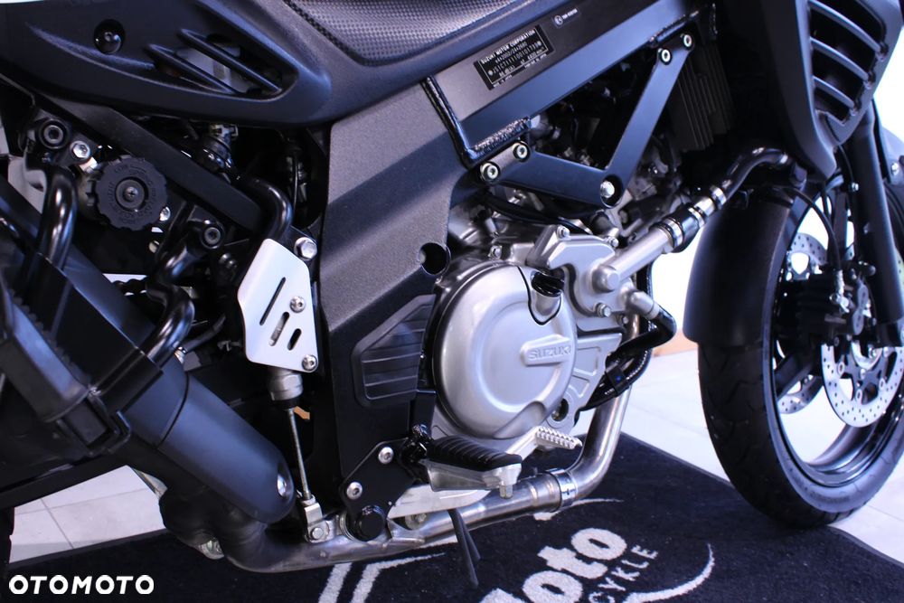 Suzuki DL - 17