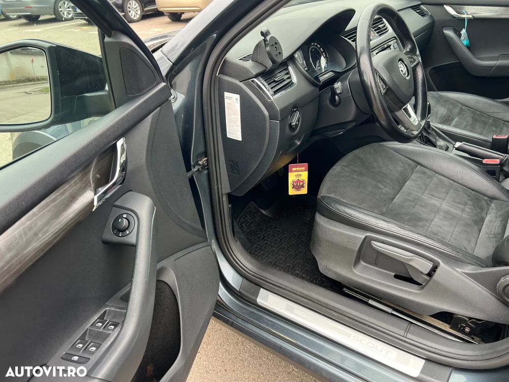 Skoda Octavia 2.0 TDI 4x4 DSG Scout - 11