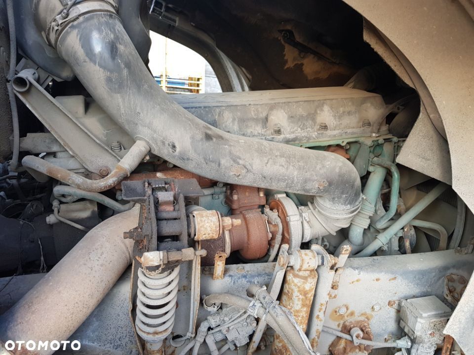 Silnik Volvo FM9 220 km kompletny