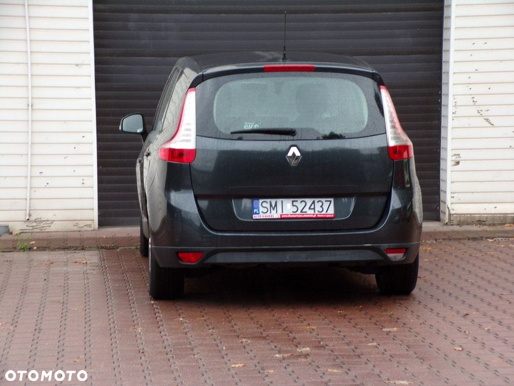Renault Grand Scenic - 14