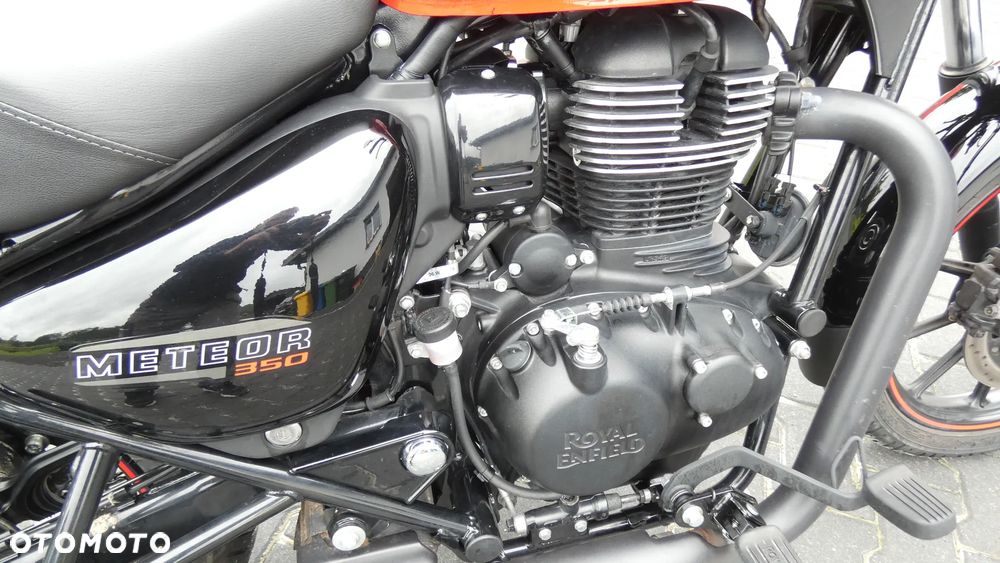 Royal Enfield Meteor - 11