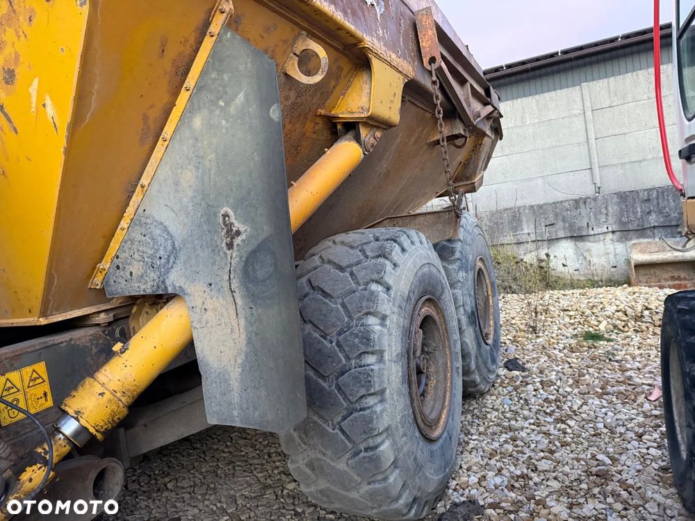 Komatsu HM300-2 - 7